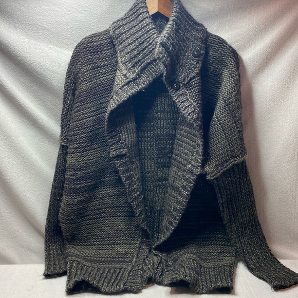 John & Jenn Gray knit wool blend cardigan size extra small - Picture 1 of 6